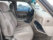 ✅ 2003 Chevrolet Suburban LS • VIN: 3GNEC16Z93G291596 • Лот: 42635227. Опубликован ранее на IAAI с пробегом 198 645 миль. Бесплатный доступ к архиву аукционных продаж из США и подробный отчёт об истории автомобиля на DreamBid. Изображение 5.