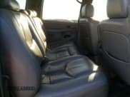 ✅ 2004 GMC Yukon XL SLT • VIN: 3GKFK16TX4G265218 • Lot: 82390495. Wystawiony na Copart z przebiegiem 244 673 mil. Bezpłatny archiwum sprzedaży aukcyjnych z USA i szczegółowy raport historii pojazdu na DreamBid. Zdjęcie 11.