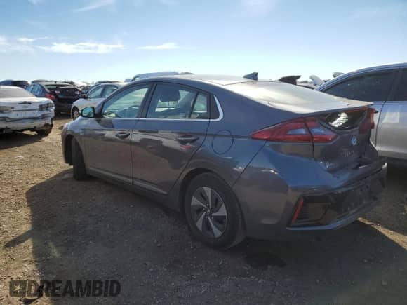2019 Hyundai Ioniq SEL с VIN KMHC75LC8KU111060, выставлен на аукционе Copart как лот 76262864 с пробегом 132 863 миль миль и Списание • Salvage title. История ставок и продаж доступна на DreamBid. Изображение 2.