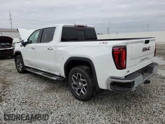 ✅ 2025 GMC Sierra 1500 SLT • VIN: 3GTUUDED2SG382460 • Лот: 87424545. Опубликован ранее на Copart с пробегом 1 028 миль. Бесплатный доступ к архиву аукционных продаж из США и подробный отчёт об истории автомобиля на DreamBid. Изображение 2.