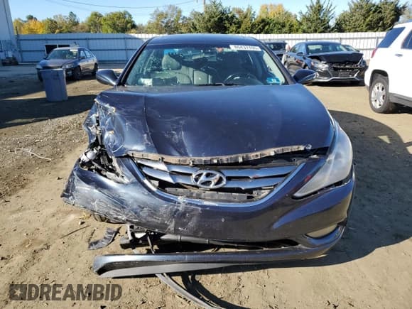 ✅ 2011 Hyundai Sonata Limited • VIN: 5NPEC4AC0BH274057 • Lot: 86437495. Listed on Copart with 157,715 mi. Free auction sales archive from the USA and detailed vehicle history report at DreamBid. Image 5.