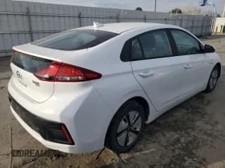 ✅ 2019 Hyundai Ioniq Blue • VIN: KMHC65LC9KU175045 • Lot: 43922635. Wystawiony na Copart z przebiegiem 13 836 mil. Bezpłatny archiwum sprzedaży aukcyjnych z USA i szczegółowy raport historii pojazdu na DreamBid. Zdjęcie 3.
