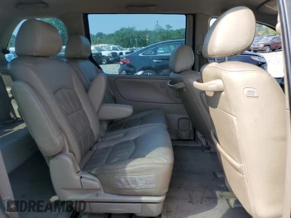 ✅ 2003 Mazda MPV LX • VIN: JM3LW28J630336140 • Лот: 59586605. Опубликован ранее на Copart с пробегом 168 212 миль. Бесплатный доступ к архиву аукционных продаж из США и подробный отчёт об истории автомобиля на DreamBid. Изображение 11.