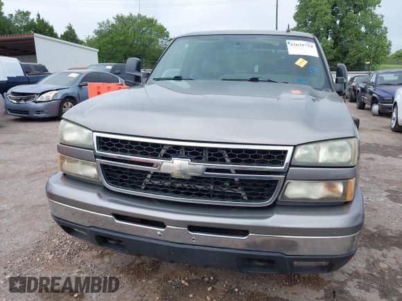 ✅ 2006 Chevrolet Silverado 1500 LT1 • VIN: 2GCEC13T661221690 • Лот: 42631754. Опубликован ранее на IAAI с пробегом 140 260 миль. Бесплатный доступ к архиву аукционных продаж из США и подробный отчёт об истории автомобиля на DreamBid. Изображение 12.