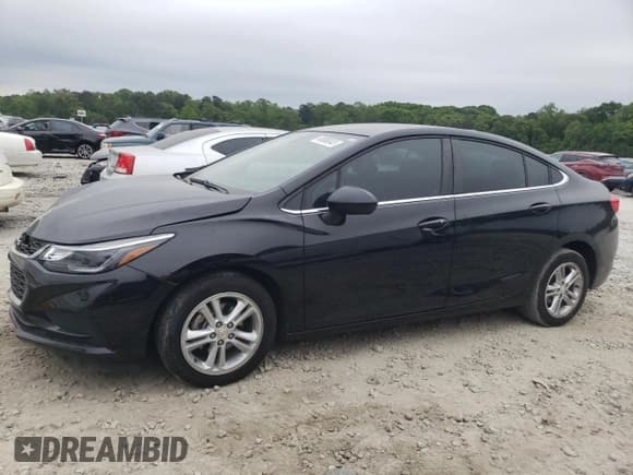 ✅ 2018 Chevrolet Cruze LT • VIN: 1G1BE5SM8J7242236 • Lot: 49886043. Listed on Copart with 65,872 mi. Free auction sales archive from the USA and detailed vehicle history report at DreamBid. Image 1.