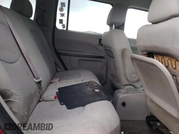 ✅ 2006 Chevrolet HHR LS • VIN: 3GNDA13D86S608781 • Lot: 53322285. Listed on Copart with 209,569 mi. Free auction sales archive from the USA and detailed vehicle history report at DreamBid. Image 11.