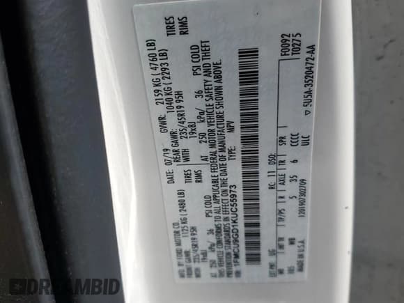 ✅ 2019 Ford Escape SE • VIN: 1FMCU9GD1KUC55973 • Lot: 59154525. Wystawiony na Copart z przebiegiem Nie podano. Bezpłatny archiwum sprzedaży aukcyjnych z USA i szczegółowy raport historii pojazdu na DreamBid. Zdjęcie 13.