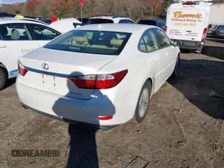 ✅ 2013 Lexus ES 250 • VIN: JTHBK1GG6D2058831 • Lot: 43770574. Listed on IAAI with 106,605 mi. Free auction sales archive from the USA and detailed vehicle history report at DreamBid. Image 4.