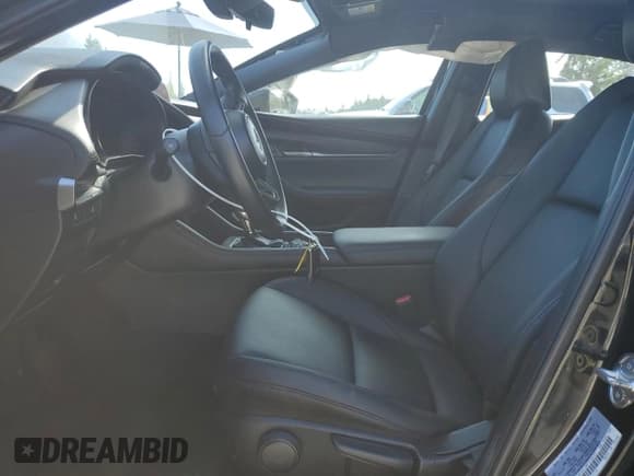 ✅ 2021 Mazda 3 Select • VIN: JM1BPAKL8M1338277 • Lot: 69043805. Listed on Copart with 38,426 mi. Free auction sales archive from the USA and detailed vehicle history report at DreamBid. Image 7.