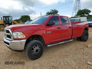 ✅ 2017 Ram 3500 Tradesman • VIN: 3C63RRGL0HG527607 • Lot: 70030875. Wystawiony na Copart z przebiegiem 130 241 mil. Bezpłatny archiwum sprzedaży aukcyjnych z USA i szczegółowy raport historii pojazdu na DreamBid. Zdjęcie 1.
