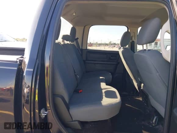 2015 Ram 1500 Express с VIN 1C6RR6KT0FS517861, выставлен на аукционе IAAI как лот 43528348 с пробегом 133 281 миль миль и . История ставок и продаж доступна на DreamBid. Изображение 8.