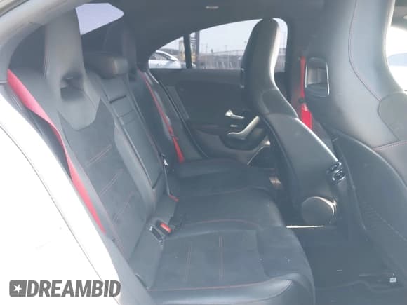 ✅ 2021 Mercedes-Benz CLA 35 AMG • VIN: W1K5J5BB2MN188727 • Lot: 41599354. Wystawiony na IAAI z przebiegiem 53 380 mil. Bezpłatny archiwum sprzedaży aukcyjnych z USA i szczegółowy raport historii pojazdu na DreamBid. Zdjęcie 8.