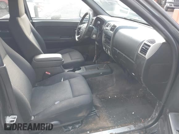 ✅ 2008 GMC Canyon SLT • VIN: 1GTDT13E788113110 • Lot: 41439378. Wystawiony na IAAI z przebiegiem 239 191 mil. Bezpłatny archiwum sprzedaży aukcyjnych z USA i szczegółowy raport historii pojazdu na DreamBid. Zdjęcie 5.