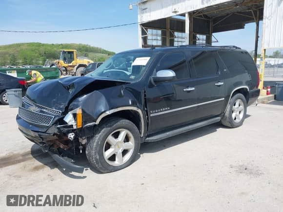 2009 Chevrolet Suburban LTZ с VIN 1GNFK36349R294901, выставлен на аукционе IAAI как лот 42160500 с пробегом 178 800 миль миль и . История ставок и продаж доступна на DreamBid. Изображение 2.