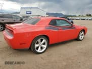 ✅ 2013 Dodge Challenger R/T Plus • VIN: 2C3CDYBT1DH740489 • Lot: 71130904. Wystawiony na Copart z przebiegiem 66 293 mil. Bezpłatny archiwum sprzedaży aukcyjnych z USA i szczegółowy raport historii pojazdu na DreamBid. Zdjęcie 3.