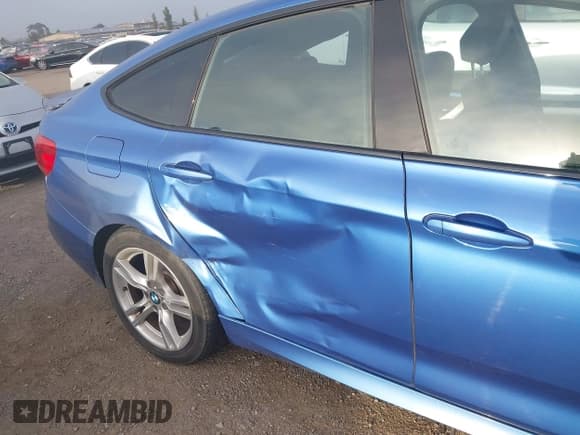 ✅ 2014 BMW 3 Series 328i Gran Turismo xDrive • VIN: WBA3X5C57ED559328 • Лот: 43138061. Опубликован ранее на IAAI с пробегом 88 697 миль. Бесплатный доступ к архиву аукционных продаж из США и подробный отчёт об истории автомобиля на DreamBid. Изображение 6.