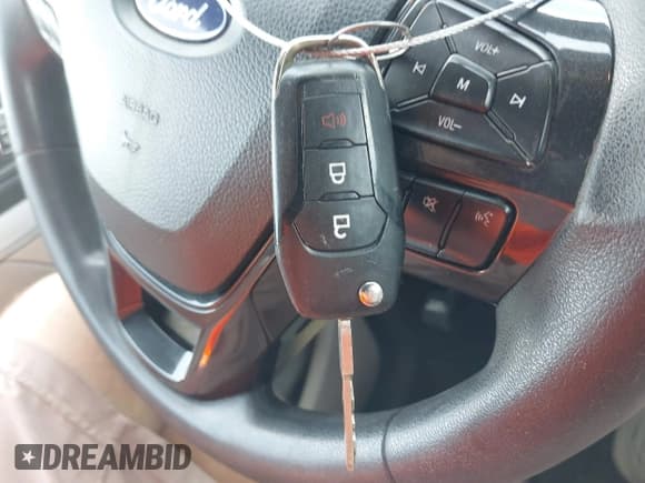 ✅ 2018 Ford Explorer • VIN: 1FM5K7B85JGB55613 • Lot: 42537143. Wystawiony na IAAI z przebiegiem 251 972 mil. Bezpłatny archiwum sprzedaży aukcyjnych z USA i szczegółowy raport historii pojazdu na DreamBid. Zdjęcie 11.