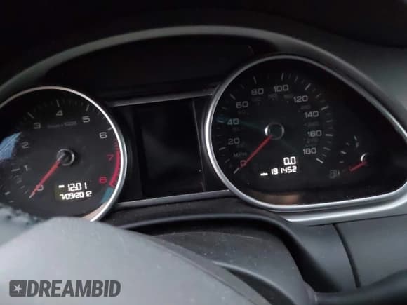 ✅ 2013 Audi Q7 S line Prestige • VIN: WA1DGAFE4DD013333 • Lot: 43911482. Listed on IAAI with 191,452 mi. Free auction sales archive from the USA and detailed vehicle history report at DreamBid. Image 7.