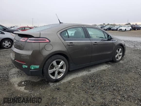 ✅ 2014 Chevrolet Volt • VIN: 1G1RE6E46EU111104 • Lot: 81402834. Wystawiony na Copart z przebiegiem 188 004 mil. Bezpłatny archiwum sprzedaży aukcyjnych z USA i szczegółowy raport historii pojazdu na DreamBid. Zdjęcie 3.