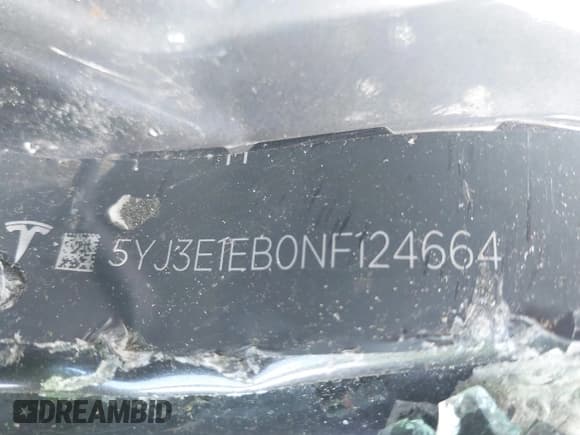 ✅ 2022 Tesla Model 3 Long Range • VIN: 5YJ3E1EB0NF124664 • Lot: 34246337. Wystawiony na IAAI z przebiegiem Nie podano. Bezpłatny archiwum sprzedaży aukcyjnych z USA i szczegółowy raport historii pojazdu na DreamBid. Zdjęcie 9.