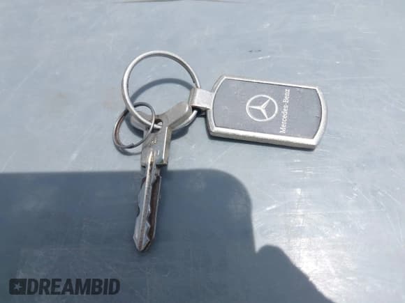 ✅ 1992 Mercedes-Benz 300 E • VIN: WDBEA30D5NB703126 • Лот: 42656251. Опубликован ранее на IAAI с пробегом 309 442 миль. Бесплатный доступ к архиву аукционных продаж из США и подробный отчёт об истории автомобиля на DreamBid. Изображение 11.