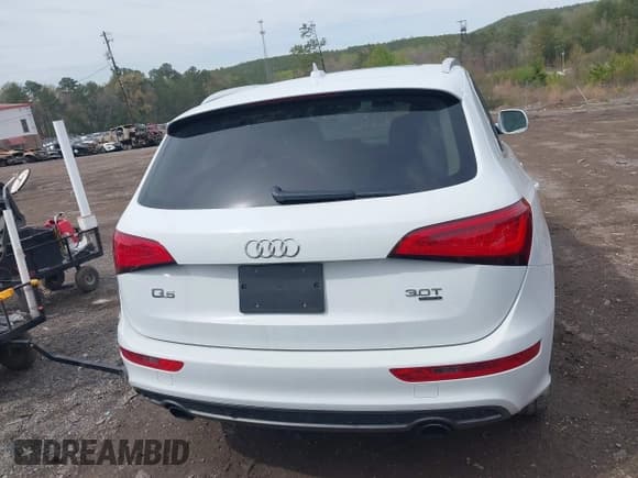 ✅ 2014 Audi Q5 Premium Plus • VIN: WA1DGAFP0EA049217 • Lot: 41857129. Listed on IAAI with 78,960 mi. Free auction sales archive from the USA and detailed vehicle history report at DreamBid. Image 16.