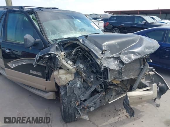 ✅ 2007 Ford Expedition Max Eddie Bauer • VIN: 1FMFK17587LA82723 • Lot: 42323116. Wystawiony na IAAI z przebiegiem 253 177 mil. Bezpłatny archiwum sprzedaży aukcyjnych z USA i szczegółowy raport historii pojazdu na DreamBid. Zdjęcie 6.