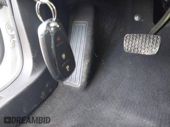 2019 Chevrolet Equinox LS с VIN 2GNAXSEVXK6259936, выставлен на аукционе IAAI как лот 43289491 с пробегом 75 201 миль миль и . История ставок и продаж доступна на DreamBid. Изображение 11.