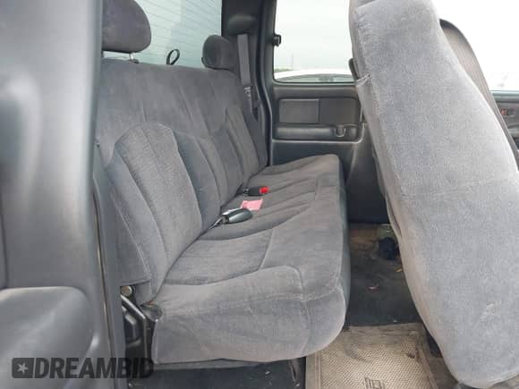 2001 Chevrolet Silverado 1500 LS с VIN 2GCEK19T011103637, выставлен на аукционе IAAI как лот 43259378 с пробегом 155 375 миль миль и . История ставок и продаж доступна на DreamBid. Изображение 8.