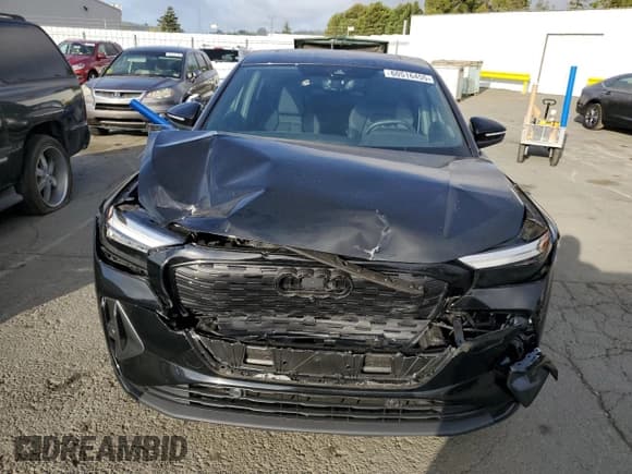 ✅ 2023 Audi Q4 e-tron Sportback Premium Plus • VIN: WA132BFZ0PP052264 • Lot: 60516455. Wystawiony na Copart z przebiegiem 5 448 mil. Bezpłatny archiwum sprzedaży aukcyjnych z USA i szczegółowy raport historii pojazdu na DreamBid. Zdjęcie 5.