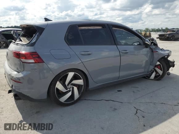 ✅ 2023 Volkswagen Golf GTI SE • VIN: WVW2A7CD9PW186951 • Lot: 58918155. Wystawiony na Copart z przebiegiem 20 309 mil. Bezpłatny archiwum sprzedaży aukcyjnych z USA i szczegółowy raport historii pojazdu na DreamBid. Zdjęcie 3.