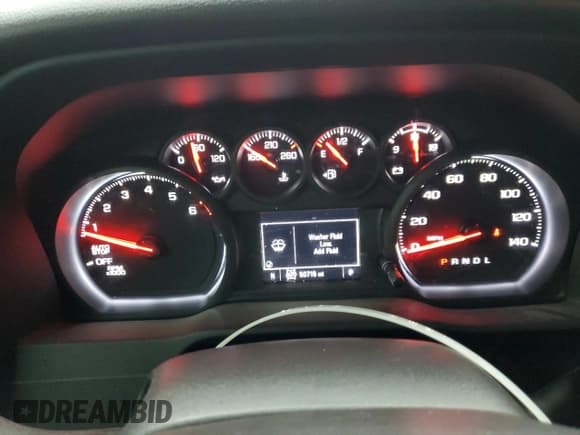 ✅ 2022 Chevrolet Silverado 1500 Custom Trail Boss • VIN: 3GCPYCEL9NG110320 • Lot: 51608405. Wystawiony na Copart z przebiegiem 50 716 mil. Bezpłatny archiwum sprzedaży aukcyjnych z USA i szczegółowy raport historii pojazdu na DreamBid. Zdjęcie 9.