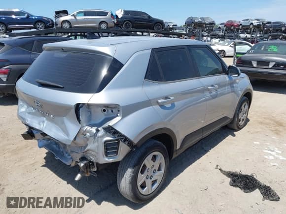 ✅ 2020 Hyundai Venue SE • VIN: KMHRB8A38LU046774 • Lot: 42114517. Listed on IAAI with 50,971 mi. Free auction sales archive from the USA and detailed vehicle history report at DreamBid. Image 4.