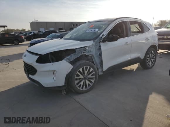 ✅ 2022 Ford Escape Titanium • VIN: 1FMCU9J91NUB93886 • Lot: 82764154. Wystawiony na Copart z przebiegiem Nie podano. Bezpłatny archiwum sprzedaży aukcyjnych z USA i szczegółowy raport historii pojazdu na DreamBid. Zdjęcie 1.
