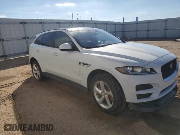 ✅ 2017 Jaguar F-Pace 35t Premium • VIN: SADCJ2BVXHA087222 • Lot: 67446095. Listed on Copart with 109,578 mi. Free auction sales archive from the USA and detailed vehicle history report at DreamBid. Image 4.