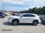 ✅ 2017 Lexus NX 200t • VIN: JTJBARBZ5H2101943 • Lot: 43163612. Wystawiony na IAAI z przebiegiem 140 613 mil. Bezpłatny archiwum sprzedaży aukcyjnych z USA i szczegółowy raport historii pojazdu na DreamBid. Zdjęcie 14.