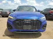 ✅ 2022 Audi Q5 Sportback S line Premium Plus • VIN: WA15AAFY2N2015563 • Lot: 61408015. Listed on Copart with 43,561 mi. Free auction sales archive from the USA and detailed vehicle history report at DreamBid. Image 5.