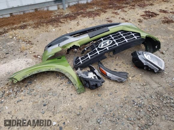 ✅ 2022 Hyundai Venue SEL • VIN: KMHRC8A31NU153813 • Lot: 85718075. Listed on Copart with 93,986 mi. Free auction sales archive from the USA and detailed vehicle history report at DreamBid. Image 13.