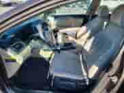 ✅ 2016 Hyundai Sonata 2.4L • VIN: 5NPE24AF7GH371552 • Lot: 84923165. Wystawiony na Copart z przebiegiem 127 767 mil mil. Skorzystaj z bezpłatnego archiwum sprzedaży aukcyjnych z USA i zobacz szczegółowy raport historii pojazdu na DreamBid. Zdjęcie 7.