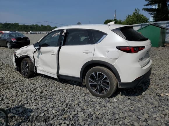 ✅ 2022 Mazda CX-5 S Premium Plus • VIN: JM3KFBEM6N0642364 • Lot: 60361005. Wystawiony na Copart z przebiegiem 17 421 mil. Bezpłatny archiwum sprzedaży aukcyjnych z USA i szczegółowy raport historii pojazdu na DreamBid. Zdjęcie 2.