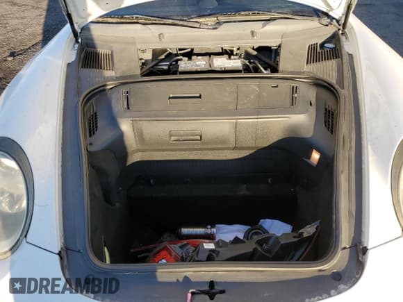 ✅ 2011 Porsche 911 Carrera S • VIN: WP0AB2A98BS720807 • Lot: 79286514. Wystawiony na Copart z przebiegiem 47 895 mil. Bezpłatny archiwum sprzedaży aukcyjnych z USA i szczegółowy raport historii pojazdu na DreamBid. Zdjęcie 11.