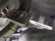 ✅ 2000 Mercedes-Benz M 320/430/500 • VIN: 4JGAB54E4YA199556 • Lot: 42111380. Listed on IAAI with 155,061 mi. Free auction sales archive from the USA and detailed vehicle history report at DreamBid. Image 11.