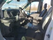 ✅ 2023 Ford Transit Cargo • VIN: 1FTBR1X8XPKB14862 • Lot: 83661874. Wystawiony na Copart z przebiegiem Nie podano. Bezpłatny archiwum sprzedaży aukcyjnych z USA i szczegółowy raport historii pojazdu na DreamBid. Zdjęcie 7.