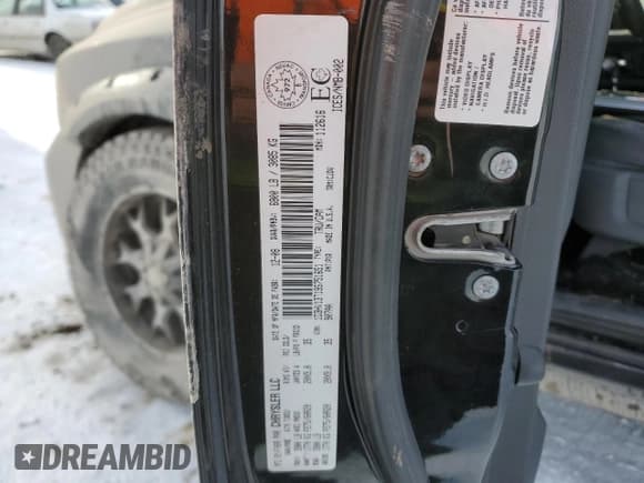 ✅ 2009 Dodge 1500 SLT • VIN: 1D3HV13T19S751651 • Lot: 87708945. Wystawiony na Copart z przebiegiem 201 887 mil. Bezpłatny archiwum sprzedaży aukcyjnych z USA i szczegółowy raport historii pojazdu na DreamBid. Zdjęcie 13.