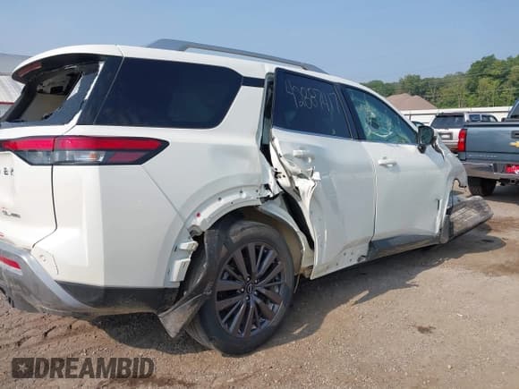 ✅ 2024 Nissan Pathfinder SL • VIN: 5N1DR3CD0RC241782 • Лот: 42887417. Опубликован ранее на IAAI с пробегом Не указан. Бесплатный доступ к архиву аукционных продаж из США и подробный отчёт об истории автомобиля на DreamBid. Изображение 19.