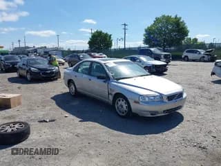 ✅ 2004 Volvo S80 • VIN: YV1TS59H441370987 • Лот: 42296964. Опубликован ранее на IAAI с пробегом 137 490 миль. Бесплатный доступ к архиву аукционных продаж из США и подробный отчёт об истории автомобиля на DreamBid. Изображение 1.