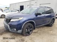 ✅ 2019 Honda Passport Elite • VIN: 5FNYF8H08KB016522 • Lot: 70820995. Listed on Copart with 62,796 mi. Free auction sales archive from the USA and detailed vehicle history report at DreamBid. Image 1.