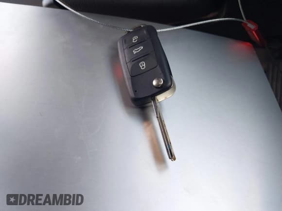 ✅ 2010 Volkswagen Jetta SE • VIN: 3VWRX7AJ4AM068994 • Lot: 42707911. Listed on IAAI with 195,554 mi. Free auction sales archive from the USA and detailed vehicle history report at DreamBid. Image 11.