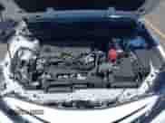 2022 Toyota Camry SE z VIN 4T1G11AK5NU075077, wystawiony jako IAAI lot #42359500 z przebiegiem 35 938 mil mil oraz . Historia ofert i sprzedaży dostępna na DreamBid. Obrazek 10.