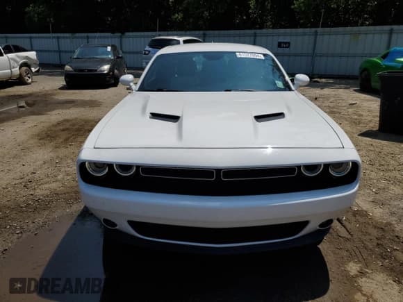 ✅ 2015 Dodge Challenger SXT Plus • VIN: 2C3CDZBG4FH704663 • Lot: 61527094. Wystawiony na Copart z przebiegiem 34 622 mil. Bezpłatny archiwum sprzedaży aukcyjnych z USA i szczegółowy raport historii pojazdu na DreamBid. Zdjęcie 5.